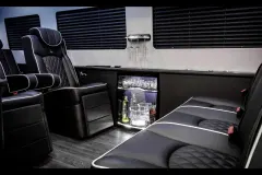 Mercedes-Benz Sprinter photo