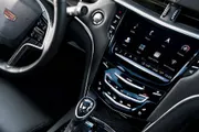 Cadillac XTS photo